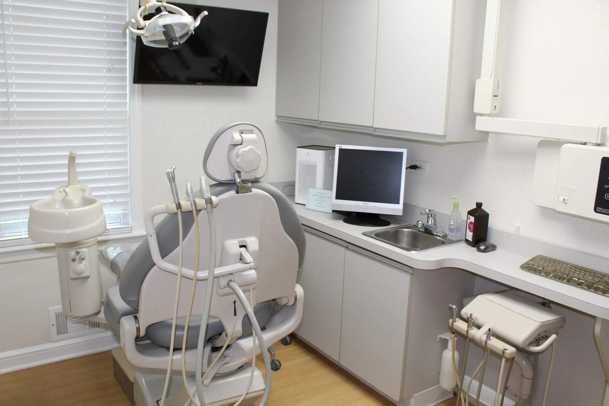 Sunrise Dental Studio office